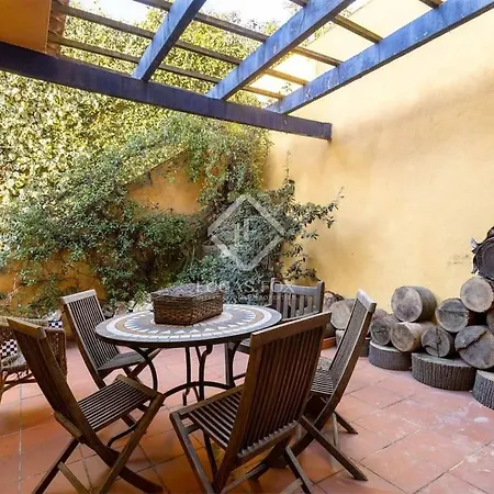 Beautiful House With Sea View Near Barcelona Villa