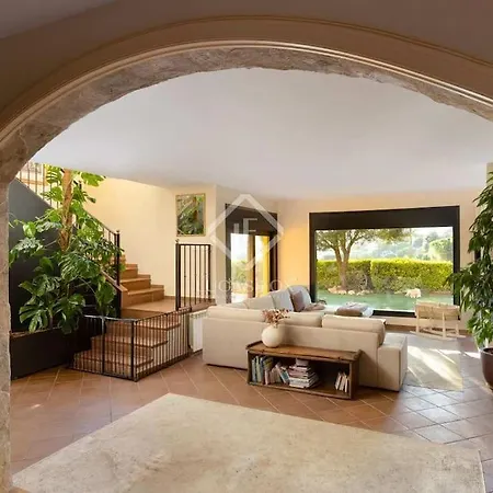 Beautiful House With Sea View Near Barcelona Villa *